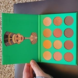 The Nubian by Juvia's eyeshadow palette